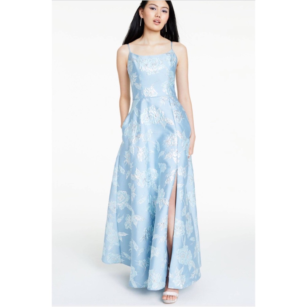 NWT! Night Way Collections brocade gown Size 4